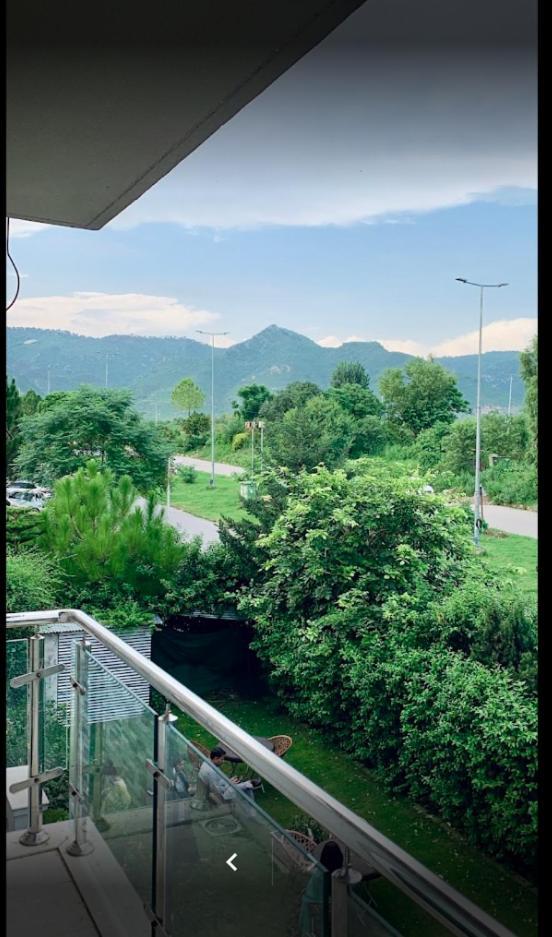 Canadian Inn Islamabad Exterior photo